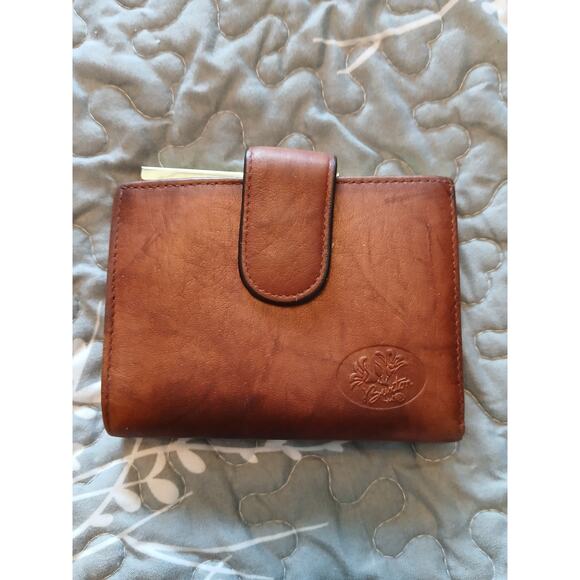 Burton Women's wallet Genuine leather - Picture 1 of 9